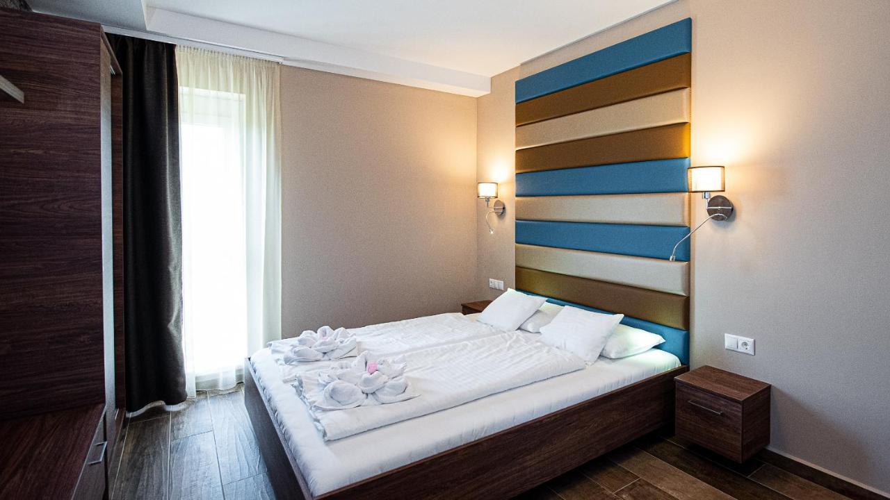 Apartamento Aranyszarvas Panzió Exterior foto