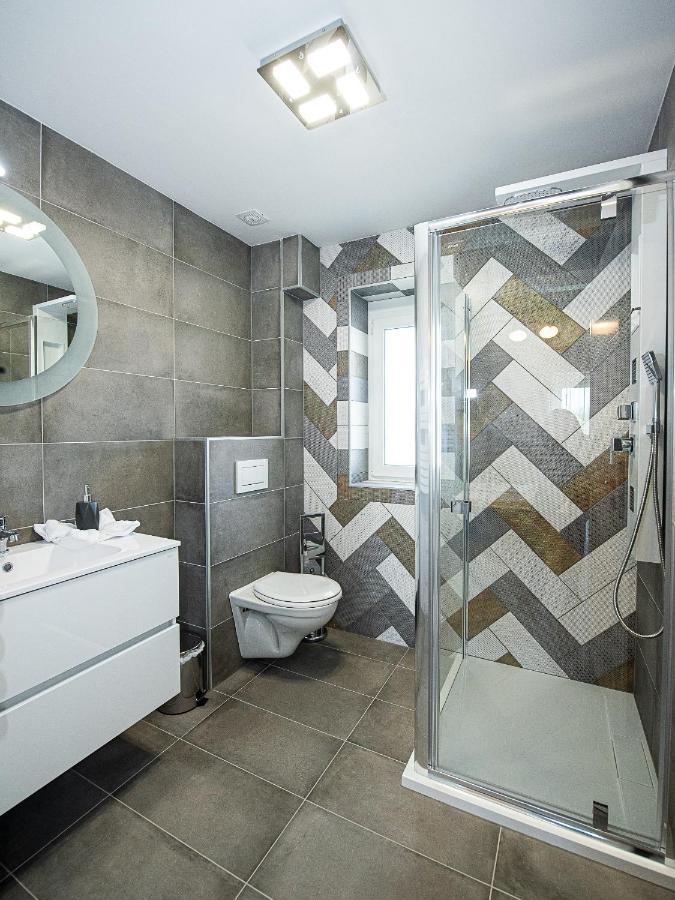Apartamento Aranyszarvas Panzió Exterior foto